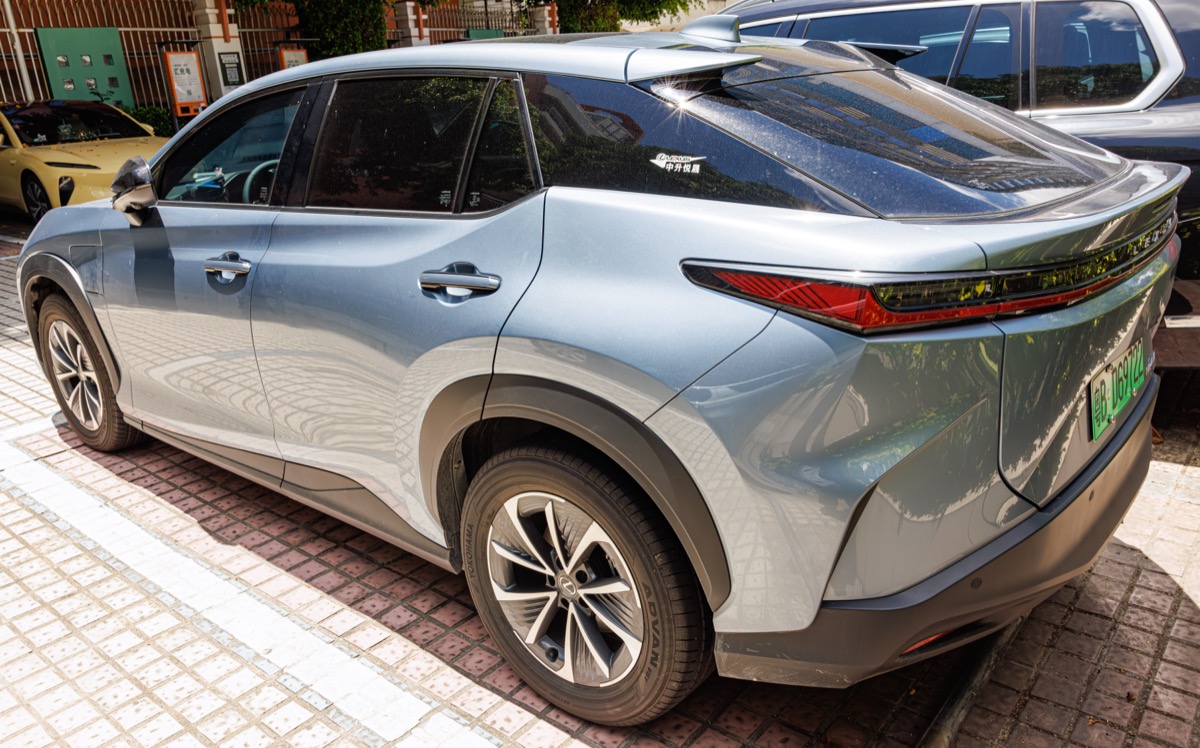 2026 Lexus RZ 450e