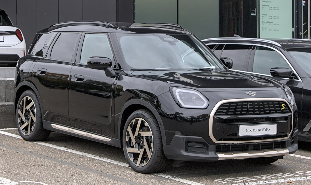 2027 Mini Countryman SE